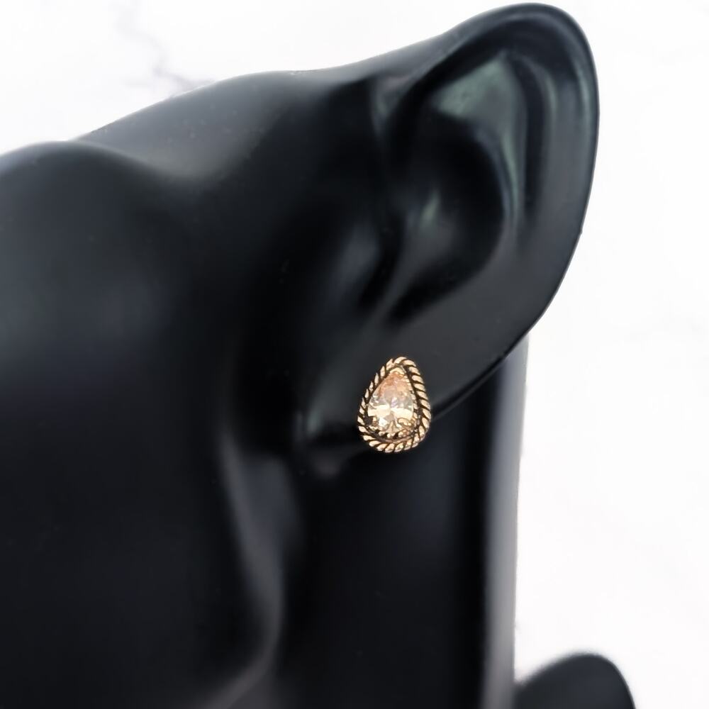 Vintage Stud Earrings Elegant Champagne Tone & Gold Tone